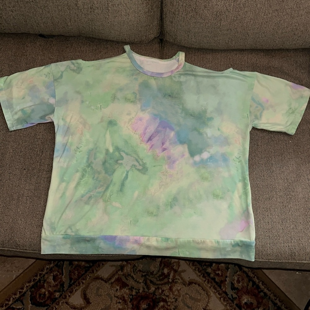 Cold Shoulder Tie Dye Short Sleeve Top Size L